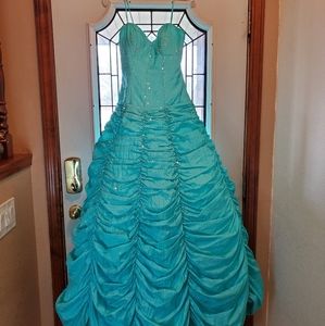 Mori Lee Prom Dress Size 3/4